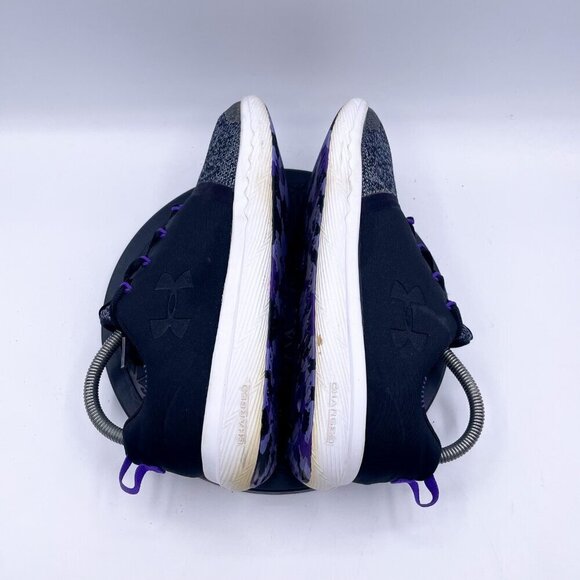 Under Armour UA GS Charged Sneakers Shoes Black Youth Size 7y - Picture 5 of 9